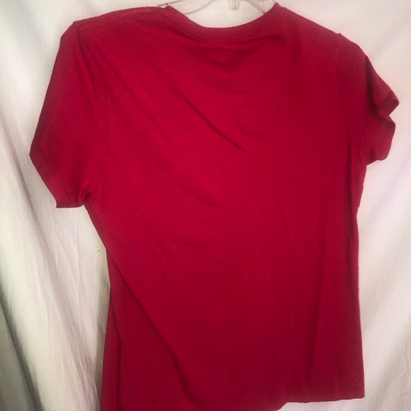 North face red women’s tshirt - Picture 7 of 8